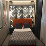Valeron Premium Aparthotel 2*